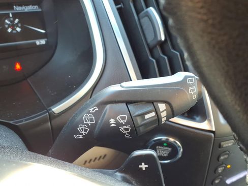 Used 2016 Ford Edge Titanium w/ Technology Package image 17