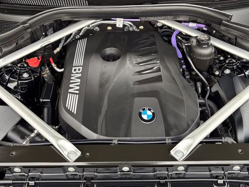 Used 2024 BMW X5 xDrive40i w/ Premium Package AWD/4WD image 50