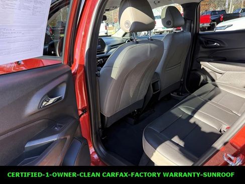 Certified 2024 Chevrolet Trax ACTIV w/ Sunroof Package image 12