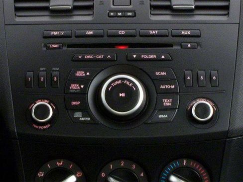 Used 2013 MAZDA MAZDA3 i SV w/ Convenience Pkg image 12