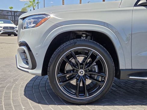 Certified 2026 Mercedes-Benz GLS 580 4MATIC image 12
