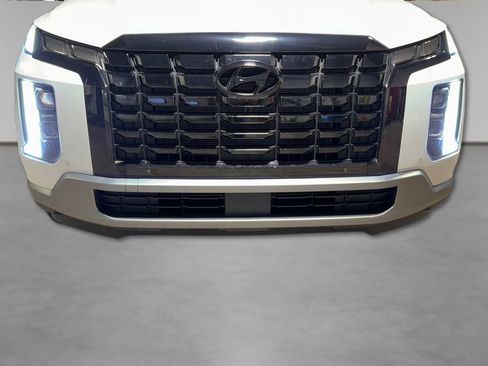 Used 2023 Hyundai Palisade Limited image 13