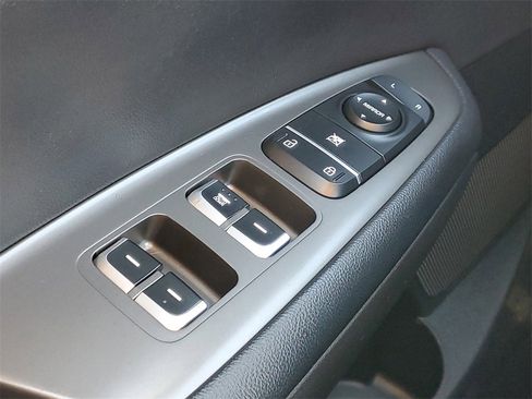 Used 2020 Kia Optima LX image 14