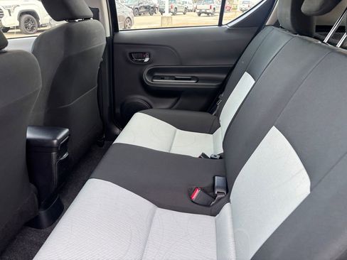 Used 2016 Toyota Prius C Persona Series image 22