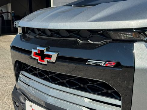 Used 2026 Chevrolet Colorado ZR2 AWD/4WD image 9