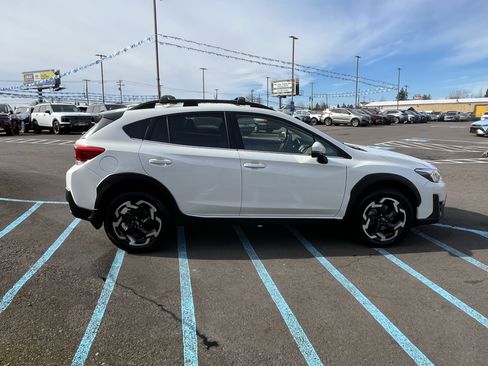 Used 2022 Subaru Crosstrek 2.5i Limited w/ Moonroof Package 2 image 6