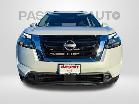 New 2025 Nissan Pathfinder SV w/ Cargo Package image 2