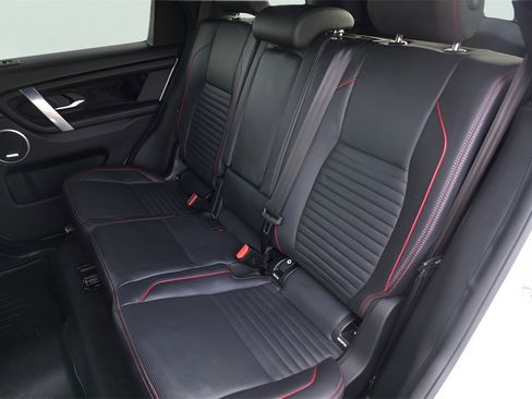 Used 2021 Land Rover Discovery Sport SE R-Dynamic image 26