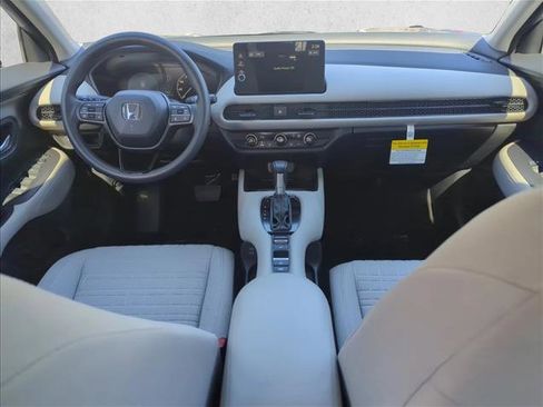 New 2026 Honda HR-V LX image 18