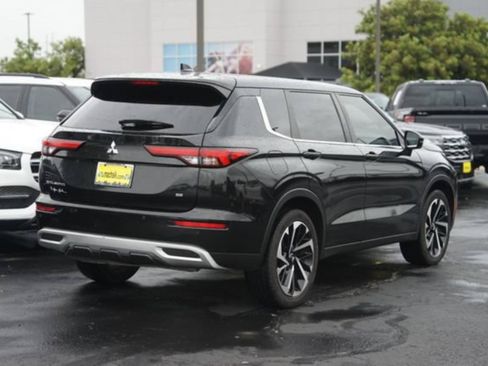 Used 2022 Mitsubishi Outlander SE FWD image 6