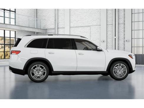 New 2026 Mercedes-Benz GLS 450 4MATIC image 16
