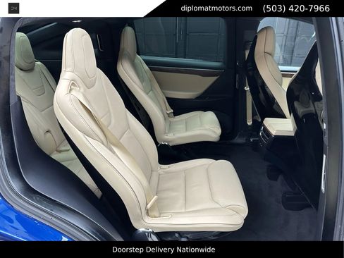 Used 2016 Tesla Model X 90D image 21