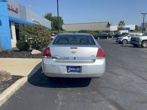 Used 2011 Chevrolet Impala LS FWD image 6