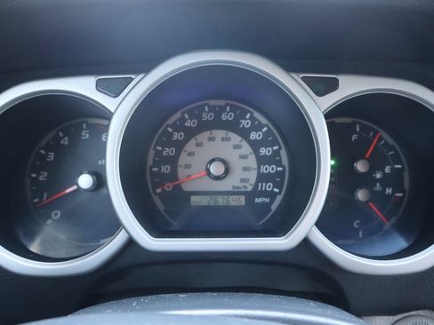 Used 2005 Toyota 4Runner Sport AWD/4WD image 31