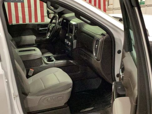 Used 2022 GMC Sierra 1500 SLT w/ SLT Premium Plus Package image 18