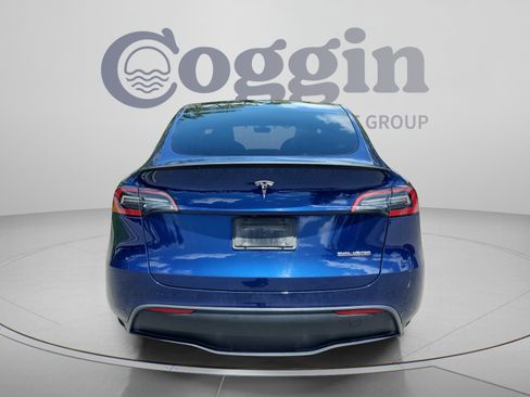 Used 2024 Tesla Model Y Performance AWD/4WD image 4
