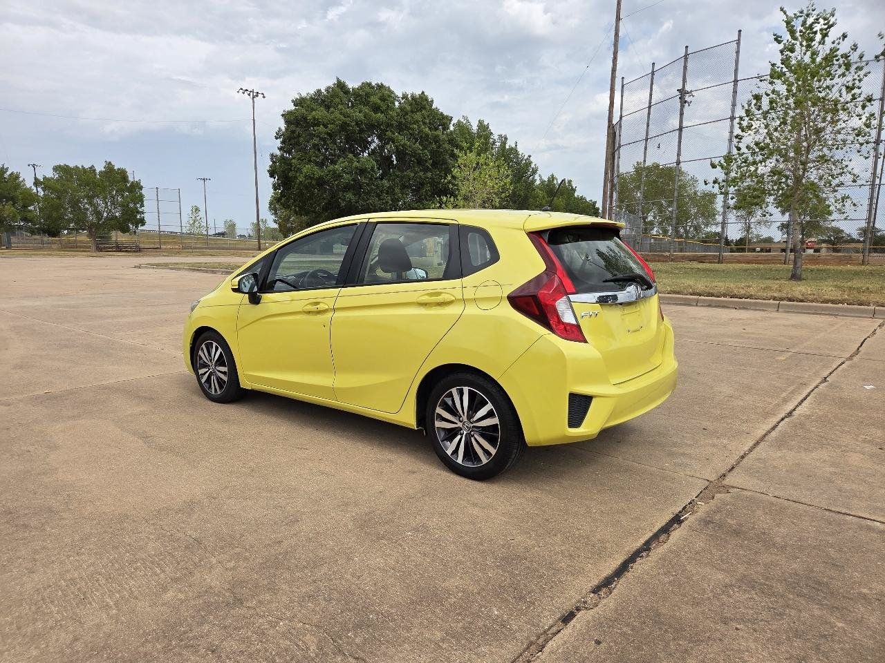 Used 2016 Honda Fit EX image 6