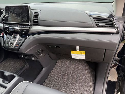 New 2026 Honda Odyssey Touring image 20