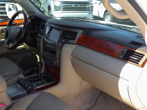 Used 2008 Lexus LX 570 570 image 46