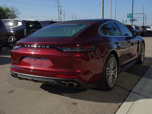 Used 2021 Porsche Panamera 4S AWD/4WD image 5