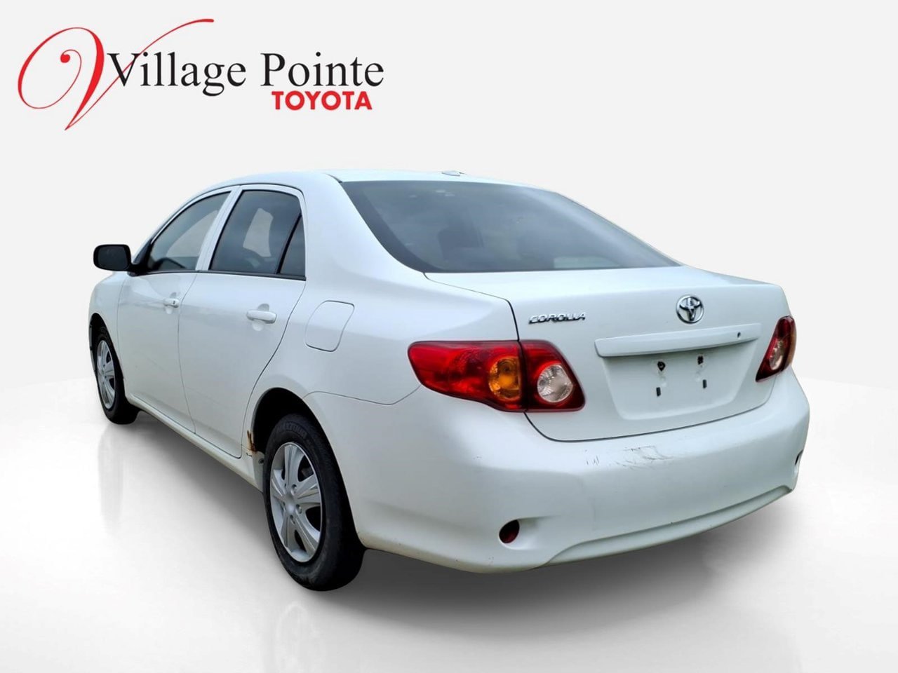 Used 2010 Toyota Corolla FWD image 2