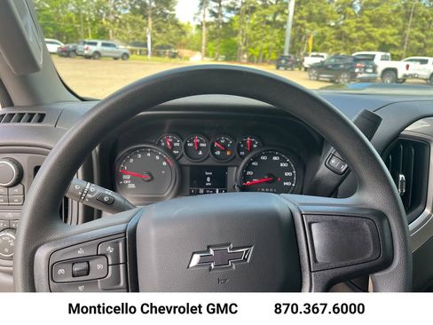 New 2026 Chevrolet Silverado 1500 Custom Trail Boss w/ Dark Appearance Package image 12