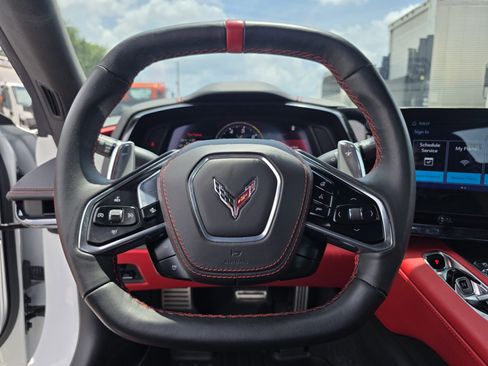 Used 2024 Chevrolet Corvette Stingray Premium Conv w/ Z51 Performance Package RWD image 21