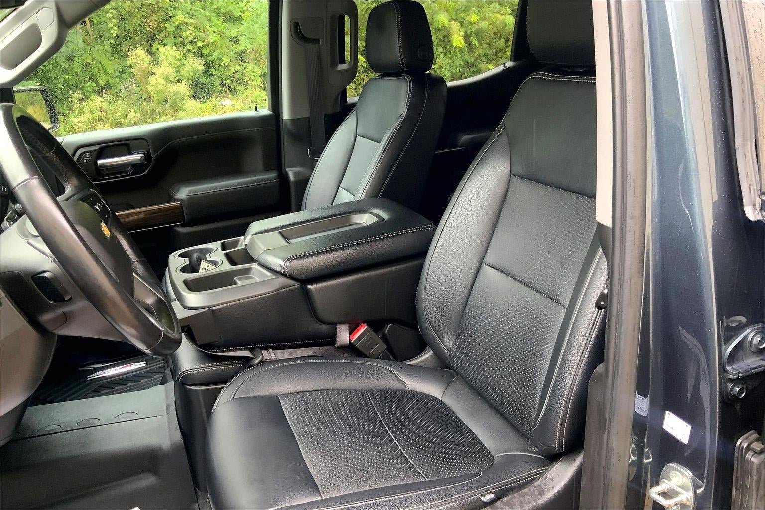 Used 2020 Chevrolet Silverado 1500 LT w/ Texas Edition AWD/4WD image 23