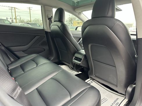 Used 2019 Tesla Model 3 Performance image 35