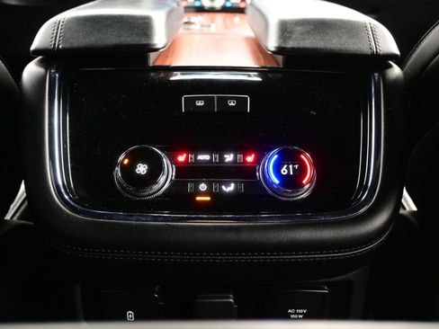 Used 2019 Lincoln Navigator L Reserve image 17