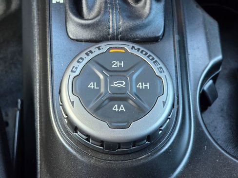 Used 2022 Ford Bronco Badlands AWD/4WD image 19