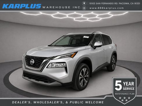 Used 2022 Nissan Rogue SV FWD image 1