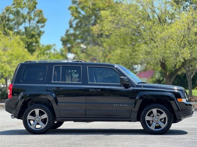 Used 2017 Jeep Patriot Sport w/ Power Value Group FWD image 4