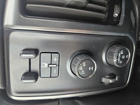 Used 2015 Chevrolet Silverado 3500 LTZ w/ Duramax Plus Package image 15