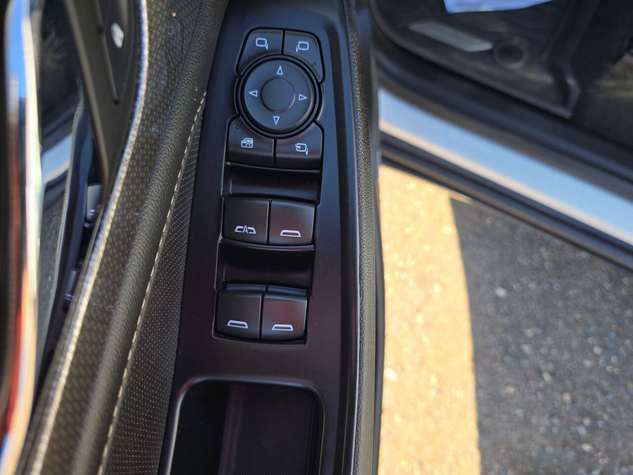 Used 2023 Chevrolet Traverse Premier w/ Redline Edition AWD/4WD image 38