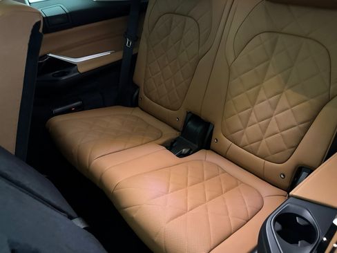 Used 2026 BMW X7 xDrive40i image 29