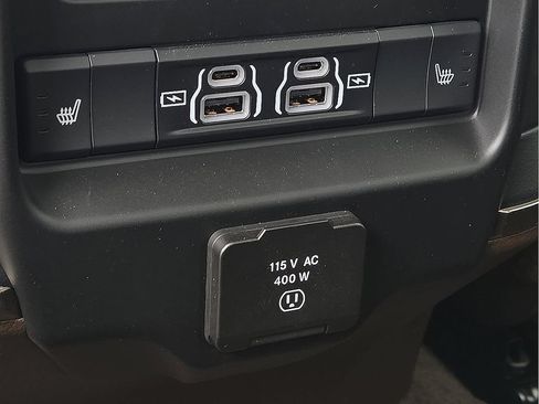 Used 2025 RAM 2500 Limited AWD/4WD image 19