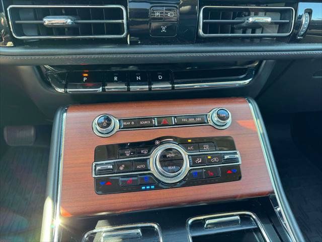 Certified 2023 Lincoln Aviator Reserve w/ Jet Package AWD/4WD image 31