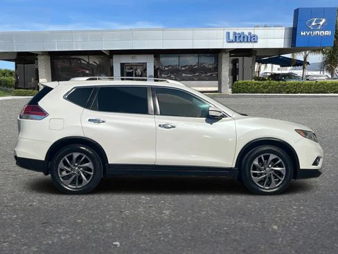 Used 2016 Nissan Rogue SL w/ SL Premium Package image 9