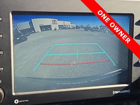 Used 2021 Toyota RAV4 XLE w/ Convenience Package image 17