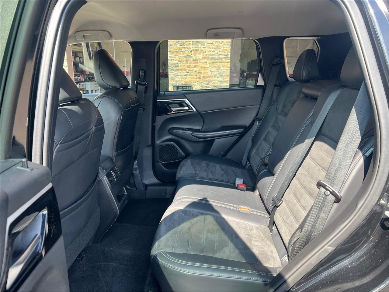 Used 2022 Mitsubishi Outlander SE AWD/4WD image 10