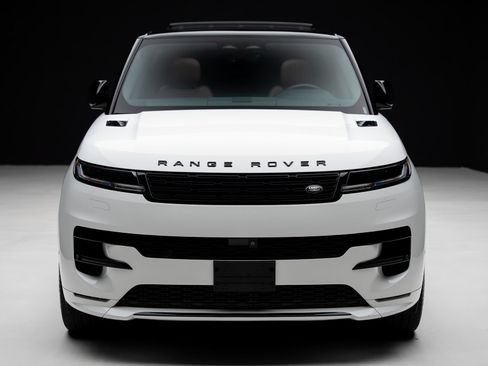 Used 2024 Land Rover Range Rover Sport Dynamic SE AWD/4WD image 7