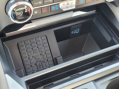 New 2025 Ford F350 Platinum w/ Platinum Plus Package image 25