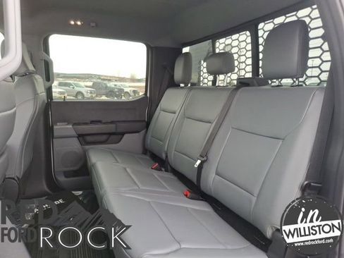Used 2024 Ford F550 2WD Crew Cab Super Duty image 8
