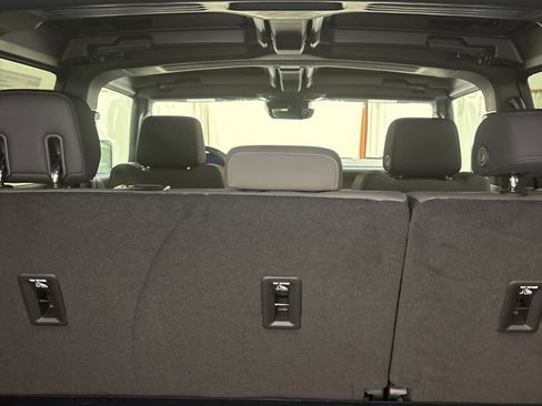 New 2025 GMC Hummer EV 3X image 36