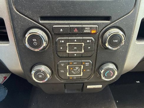 Used 2014 Ford F150 XLT w/ XLT Chrome Package RWD image 16