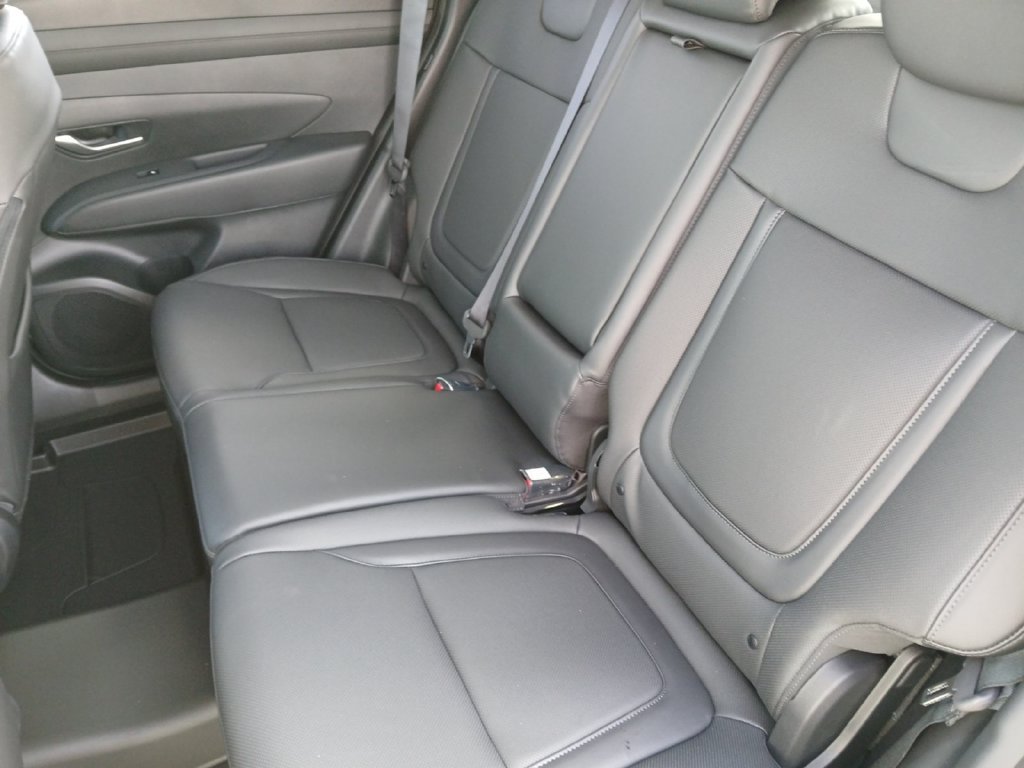 New 2026 Hyundai Tucson SEL Plus FWD image 14