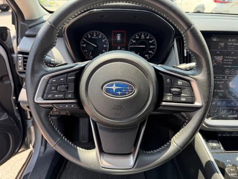 Used 2025 Subaru Outback Premium AWD/4WD image 26