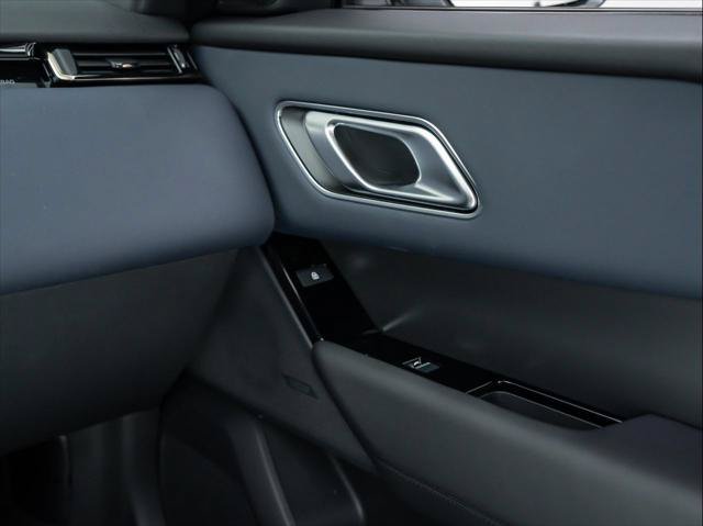 New 2026 Land Rover Range Rover Velar S AWD/4WD image 29