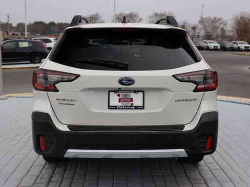 Used 2020 Subaru Outback Limited w/ Popular Package #2 image 4